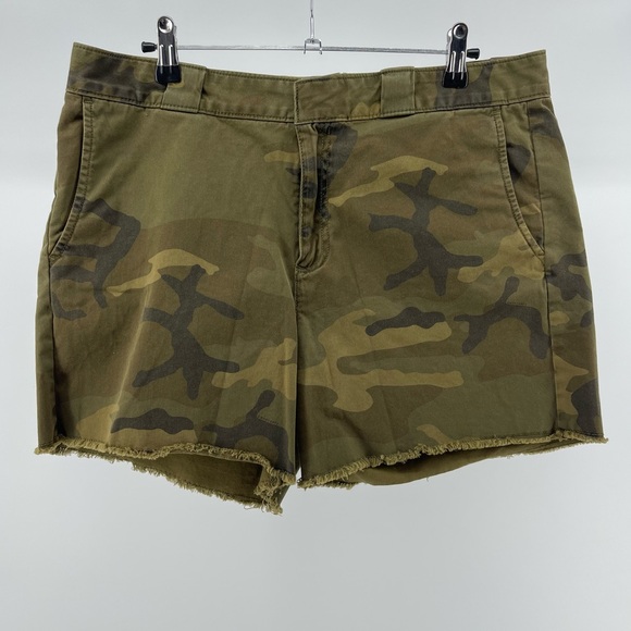 Sanctuary Daybreak Shorts in Hero Camo, Women's 31 - Picture 2 of 9